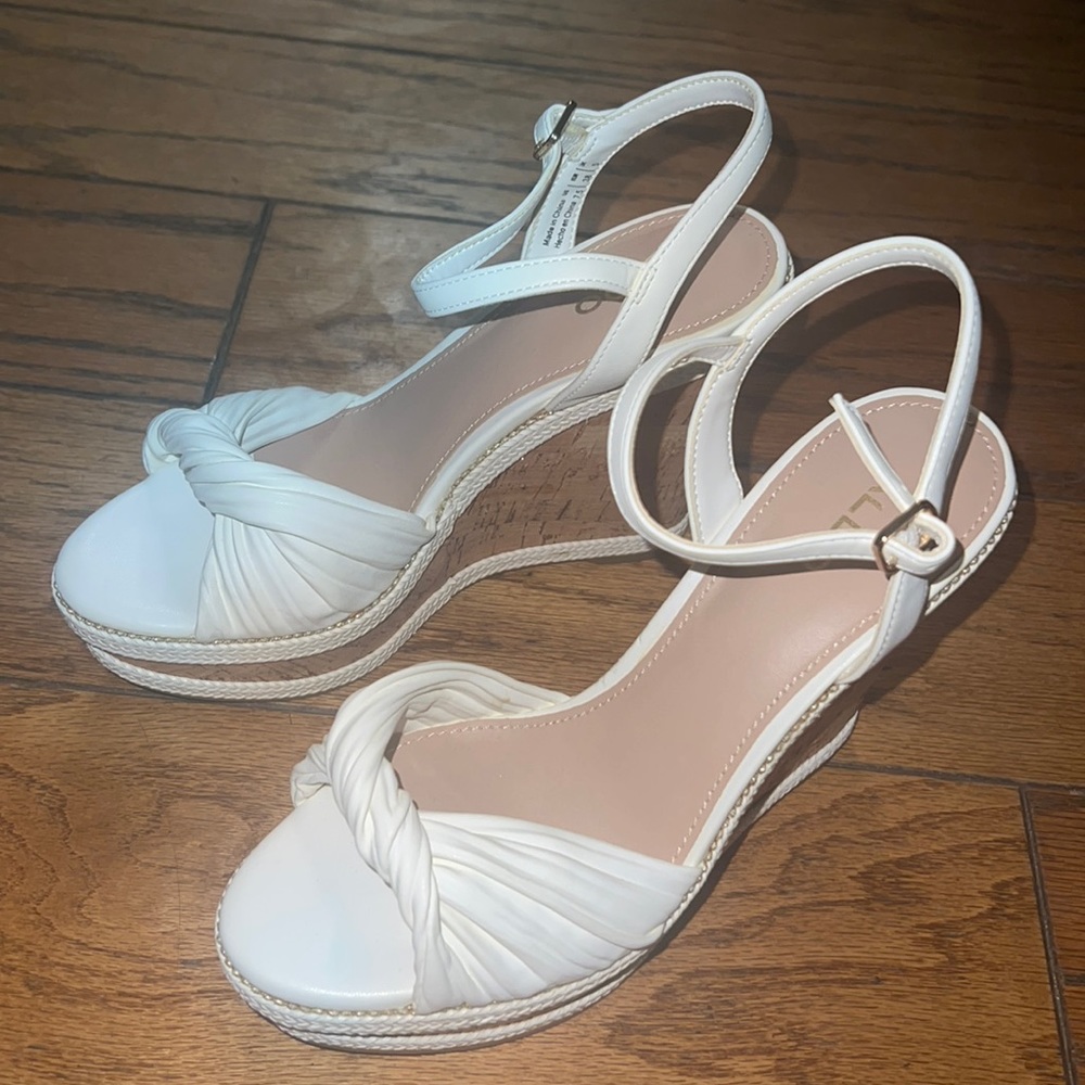 Aldo white wedges